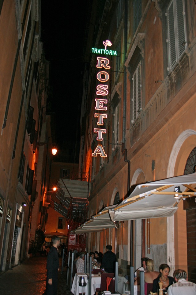 Ristorante La Rosetta, steps from the Pantheon.