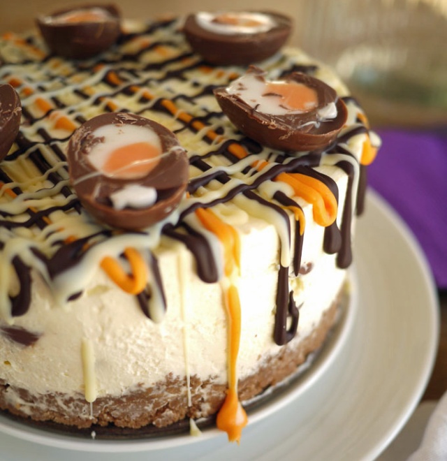 Cadbury Creme Egg Cheesecake, photo courtesy of tamingtwins.com