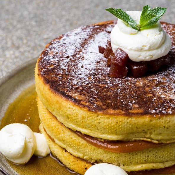 guava and cheese pancakes