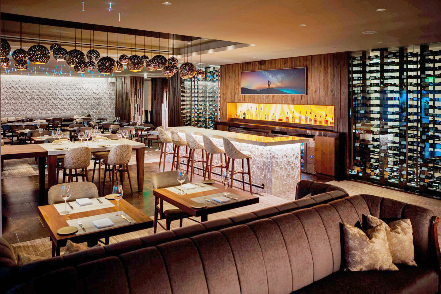 mrkfl-ario-0222-hor-clsc