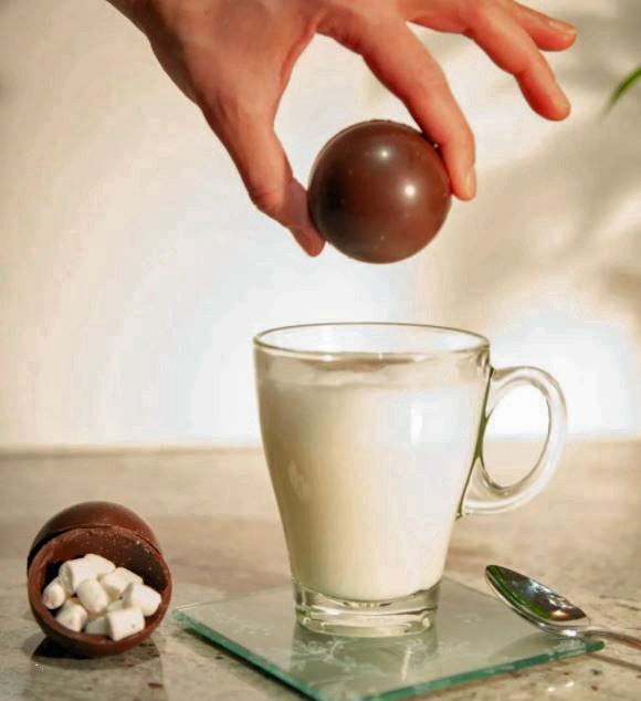 hot cocoa bombs